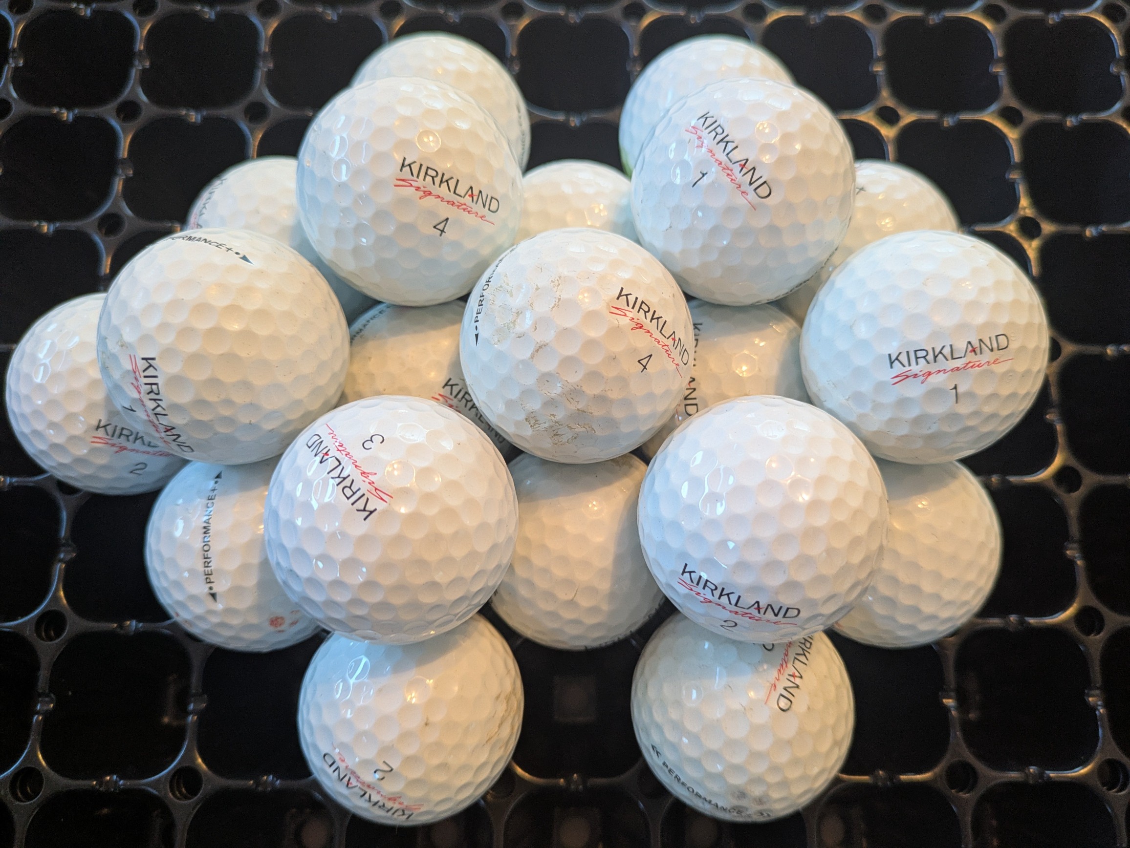 【B品】KIRKLAND　ロストボール【20個入り】。
