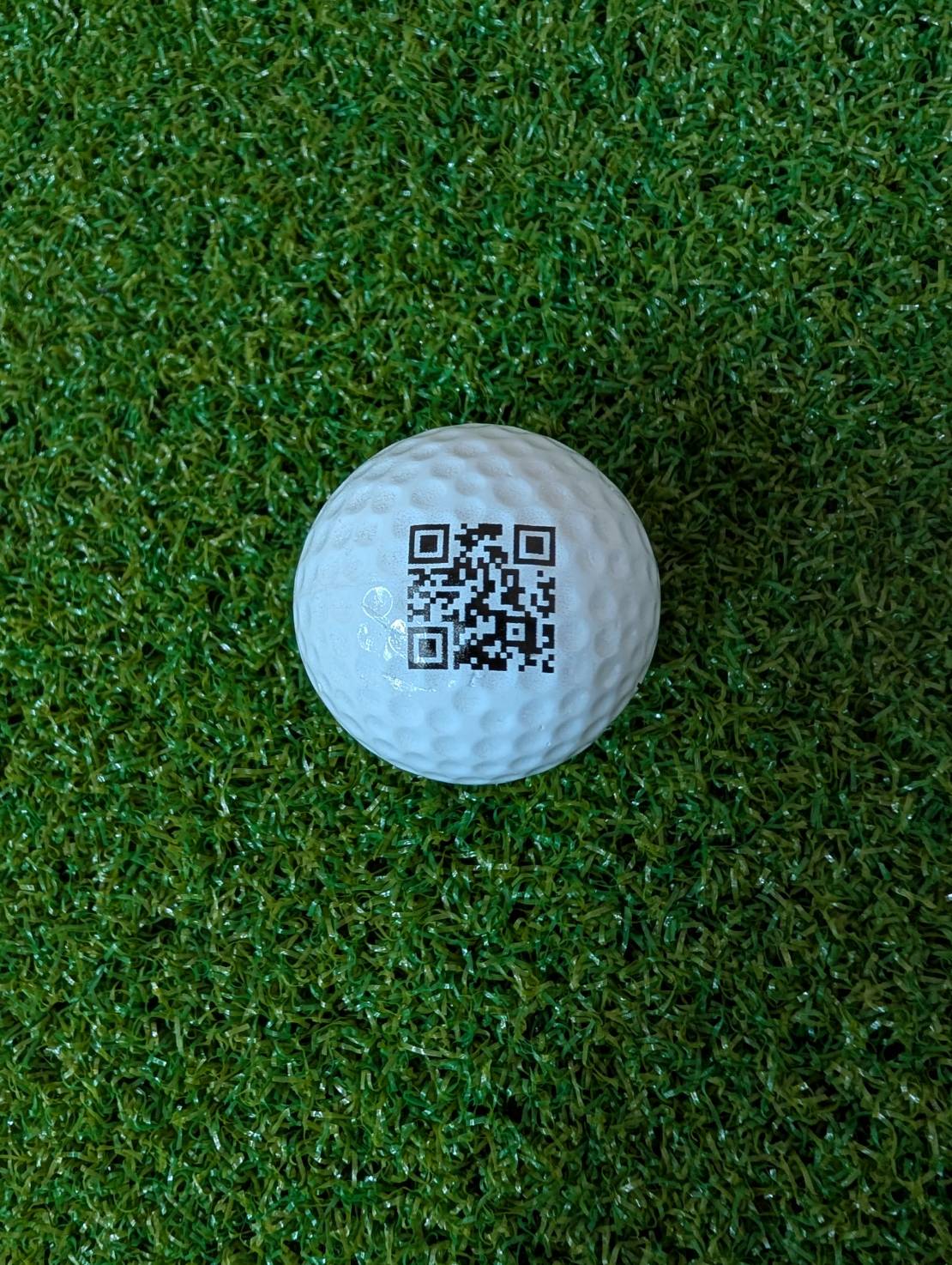 ゴルフボールにQRコードを入れませんか?