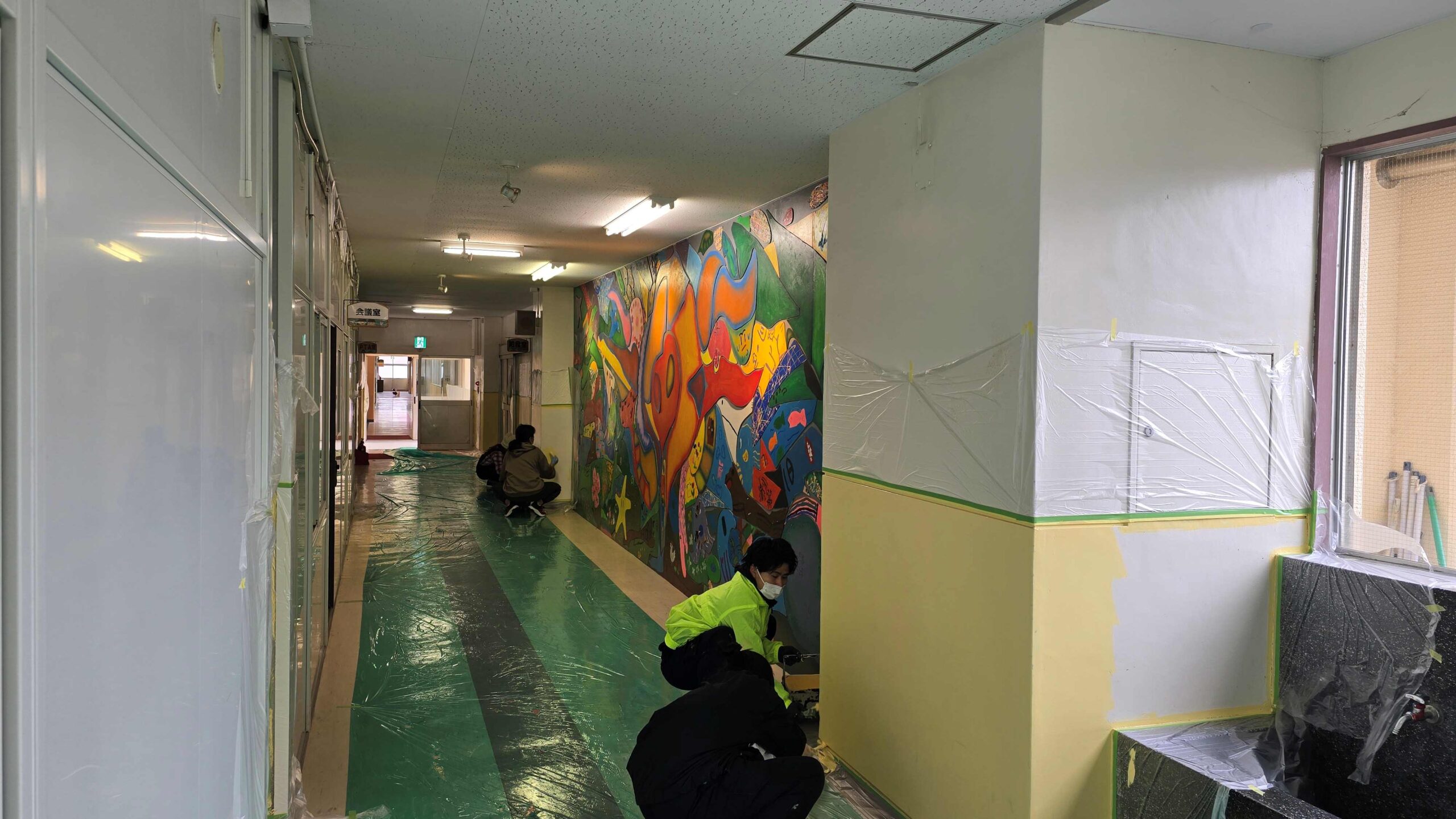 🎨 6年生がつくる「ありがとう」の色──卒業前の特別な塗装プロジェクト/取手市 戸頭小学校